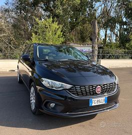 Fiat Tipo 1.4 4 porte Easy