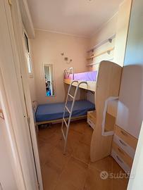 Cameretta per bambini - letti a castello