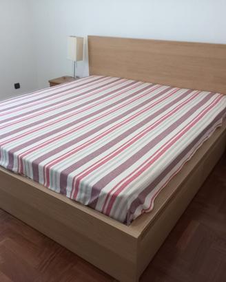Letto matrimoniale contenitore con materasso
