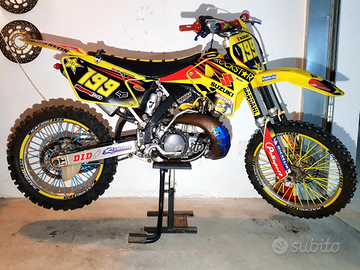 SUZUKI RM 250 2t