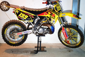 SUZUKI RM 250 2t