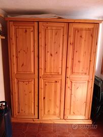 Armadio Grattarola  in legno massiccio