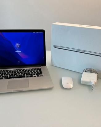 MacBook Pro 15" 2015 – 16GB/512GB con accessori