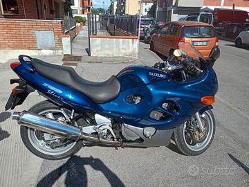 Suzuki GSX 750 F - 1999