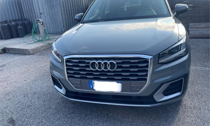 AUDI Q2