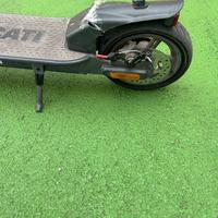 Monopattino ducati