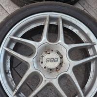 4 cerchi bbs con gomme