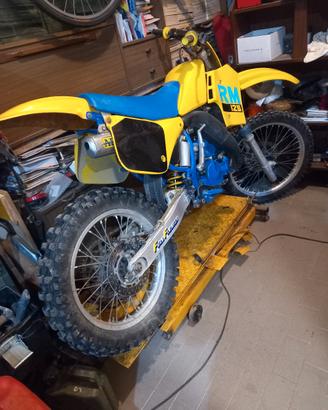 Suzuki rm 125 cross