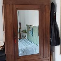 guardaroba in legno