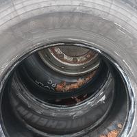 gommone michelin 385/65R22.5 usati