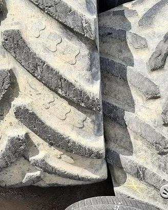 Coppia pneumatici usati 540 65 38 Michelin