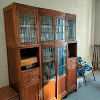 Credenza con vetrina 