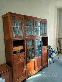 Credenza con vetrina 