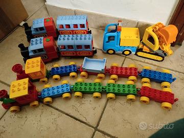 Lego Duplo pista treno e vari pezzi 