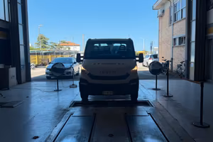 Camion per pulizia wc chimici