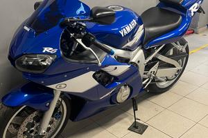 Yamaha R6 1999