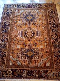 Tappeto in lana Garageh