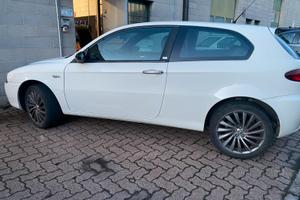 Alfa Romeo 147 CNC serie limitata