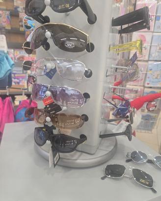  espositore con occhiali 