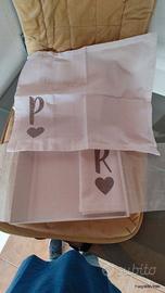 🛏  3 Coppie di tovaglioli con Iniziali Glitterate