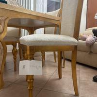 Tavolo con 4 sedie stile barocco di design