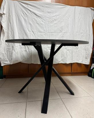 Tavolo Rotondo con sedie