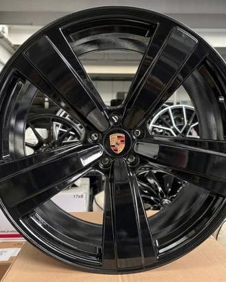 Cerchi nuovi in lega Porsche Macan da 21 pollici