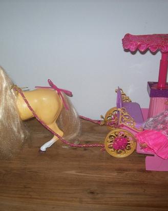 Barbie carrozza con cavallo