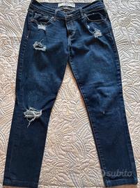 Jeans blu scuro Abercrombie & Fitch