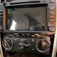 Mercedes comandi e display centrale