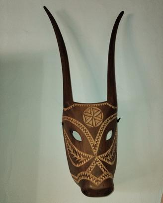 maschera sarda di ottana  artigianato sardo 