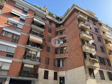 MONOLOCALE A ROMA