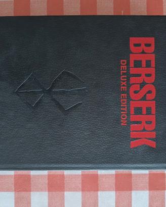 Berserk - Deluxe Edition:  Volume 1
