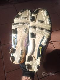 scarpe solo CALCIO E PARASTINCHI