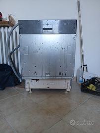 lavastoviglie  da incasso hotpoint ariston