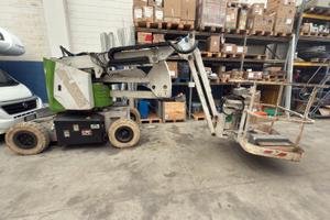 Piattaforma Aerea Semovente Elettrica HAULOTTE