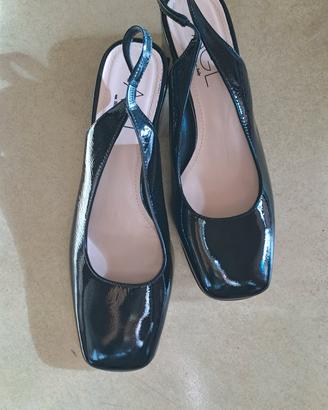Scarpe classiche, eleganti, comode. Tg. 39.5