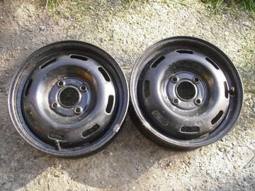 Cerchi in ferro Ford e Toyota e 2 pneumatici 13"