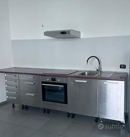 Cucina IKEA rivestimento INOX SATINATO