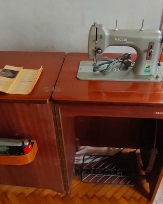 macchina da cucire vintage