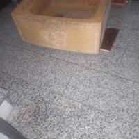lavandino in marmo scavato