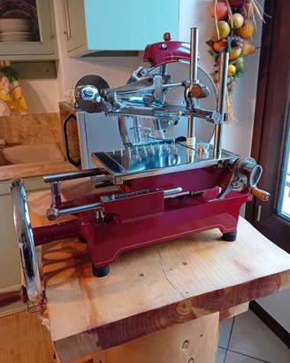 Affettatrice FAC professionale.