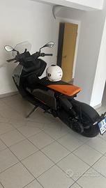 Scooter bmw ce04 11kw patente B