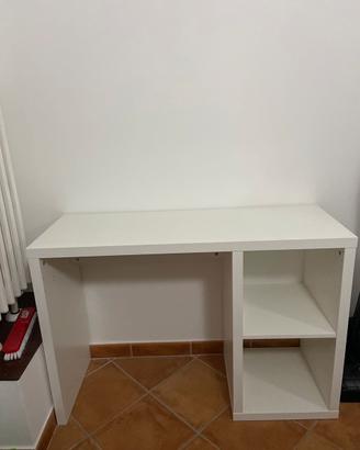 Scrivania bianca Ikea