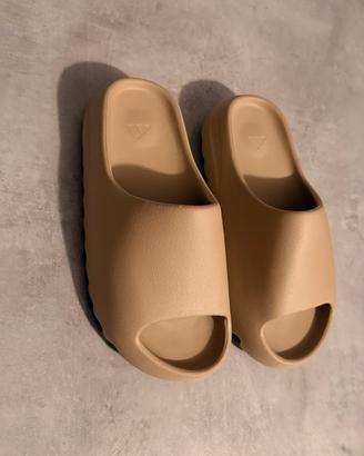 Ciabatte Adidas Yeezy