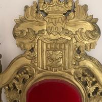 Trono barocco in stile imperiale dorato e velluto