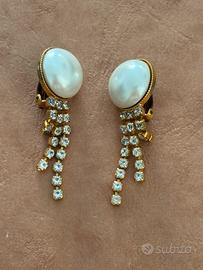 Orecchini vintage a clip dorati con perla e strass