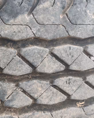 gomme 175 70 14 da carico