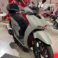 Honda SH 125 KM ZERO DEL 10/2025 a 48euro al mese 