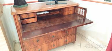 Comò dell'ottocento